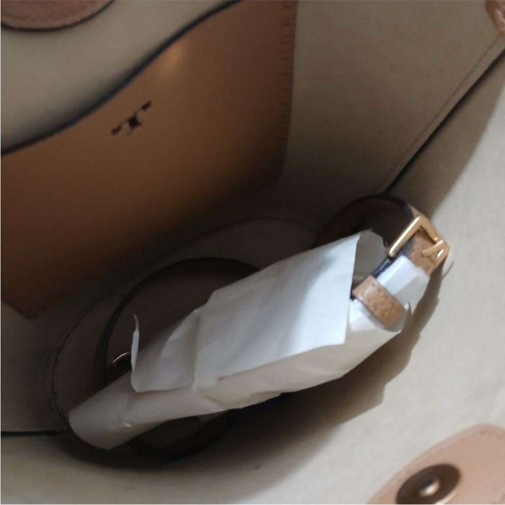 Tory Burch Sand McGraw - Picture 2 of 13